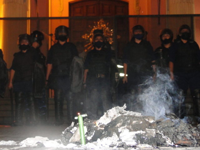 Marcha 8M Salta Iglesia