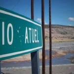 Cartel del Río Atuel- amparo colectivo ambiental contra la reforma a la Ley de Glaciares